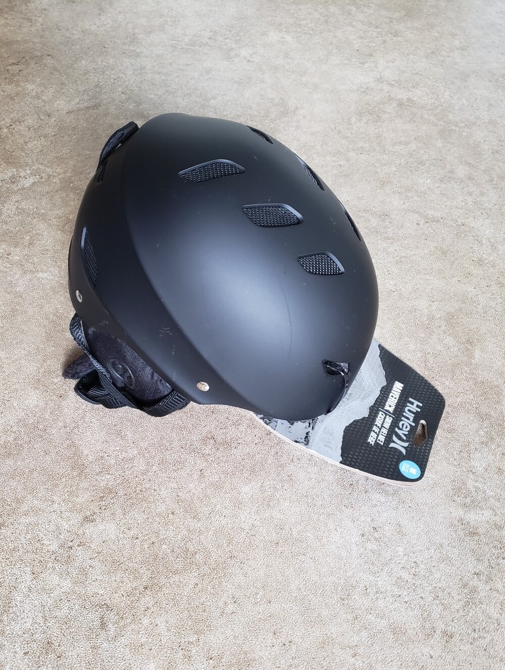 Hurley Maverick snow helmet